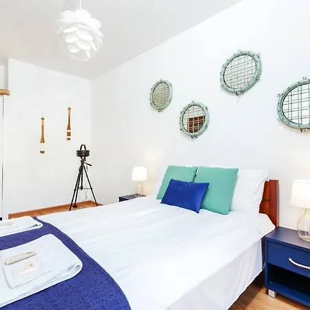 Niebiesko Na Bialym דירה